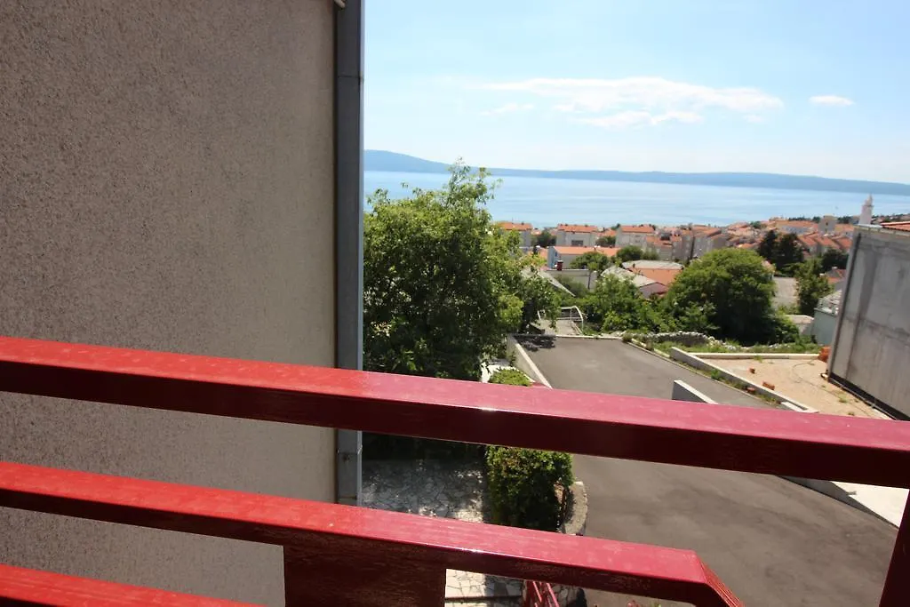 Apartments Nikola 诺维·维诺多尔斯基